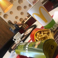 Photo taken at McDonald&amp;#39;s by HOoOmaaa❤ . on 8/9/2018