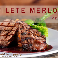 Foto tomada en Madre Tierra Seafood &amp;amp; Steak Grill  por Madre Tierra Seafood &amp;amp; Steak Grill el 7/24/2015