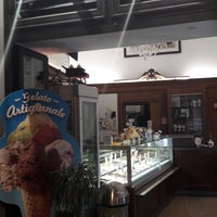 Photo taken at Antica Gelateria Fiorentina by Bahar O. on 2/28/2019
