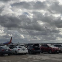 Photo taken at TNC Staging at Hobby Airport by aeroRafa on 12/4/2017