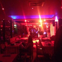 Foto tirada no(a) Playshow Night Club por Özgür em 5/30/2016