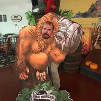 Photo taken at Chaos Mountain Brewing by CLINTON D. on 11/30/2018