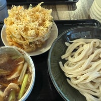 Photo taken at 肉汁うどんの南哲 by Kodai K. on 9/23/2023