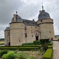 Снимок сделан в Château de Lavaux-Sainte-Anne пользователем Ruben H. 7/26/2022