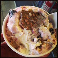 Photo taken at Cold Stone Creamery by Kevin S. on 5/2/2013