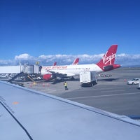 Photo taken at Virgin America by Jen K. on 3/25/2018