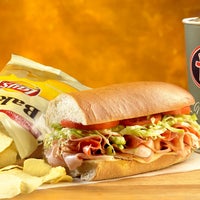 Foto scattata a Jersey Mike&amp;#39;s Subs da Jersey Mike&amp;#39;s Subs il 7/28/2015