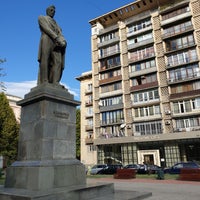 Photo taken at Aleksander Griboyedov Monument | გრიბოედოვის ძეგლი by Zafer A. on 9/7/2019