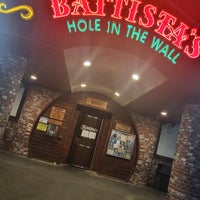 Photo taken at Battista&amp;#39;s Hole In The Wall by Sheila on 8/27/2023