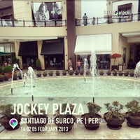รูปภาพถ่ายที่ Jockey Plaza โดย Evii M. เมื่อ 2/5/2013