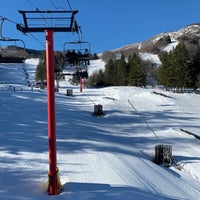 Photo taken at Hunter Mountain Ski Resort by Johnny B. on 1/20/2023