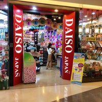 Photo taken at Daiso by Wen J. on 6/12/2017