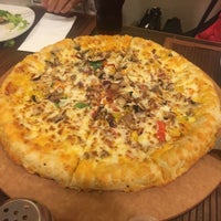 7/29/2017 tarihinde Mahmood Reza T.ziyaretçi tarafından Pizza Hut'de çekilen fotoğraf