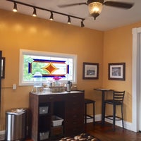 Foto diambil di Point Loma Living Room Coffeehouse oleh Point Loma Living Room Coffeehouse pada 5/3/2017