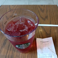 Photo taken at Starbucks by 釘商人@新型コロナワクチン3回接種済 (. on 5/5/2023