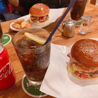 Photo taken at ARMS Park Side Burger Shop by ばーしー on 5/3/2021