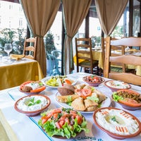 8/1/2015 tarihinde Les Cèdres du Liban Parisziyaretçi tarafından Les Cèdres du Liban Paris'de çekilen fotoğraf