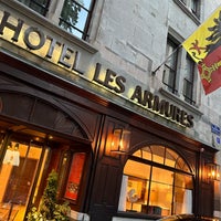 Photo taken at Hôtel Les Armures by Ibrahim on 7/5/2022