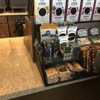 Photo taken at Starbucks by Adriano F. on 8/2/2017