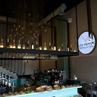 รูปภาพถ่ายที่ LOS PRIMOS Bakery &amp;amp; Cafe โดย MA เมื่อ 4/23/2024