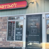 รูปภาพถ่ายที่ Martino&amp;#39;s Pizzeria โดย Jay H. เมื่อ 8/5/2023