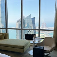 Photo taken at Conrad Abu Dhabi Etihad Towers by Mohammed on 4/27/2024