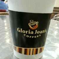 Photo taken at Gloria Jean&amp;#39;s Coffees by R A. on 7/4/2016