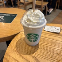 Photo taken at Starbucks by 梅会 on 8/1/2022