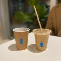 Photo taken at Blue Bottle Coffee by Ploy P. on 1/5/2024