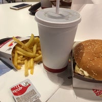 Photo taken at Burger King by Pınar on 2/16/2019