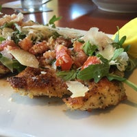 Photo taken at California Pizza Kitchen by Shokoufeh S. on 8/31/2015