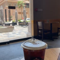 Foto scattata a Starbucks da Y il 7/13/2022