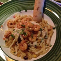 Photo taken at Applebee&amp;#39;s Grill + Bar by Tanaura on 2/15/2013