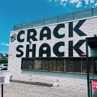 Photo taken at The Crack Shack Encinitas by Corinne A. on 8/3/2022