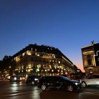 Photo taken at Place de l&#39;Opéra by Yazeed on 6/1/2023