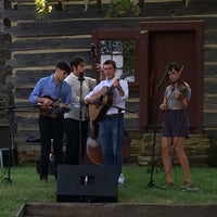 รูปภาพถ่ายที่ High Point Museum โดย Travis C. เมื่อ 8/3/2014