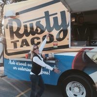 Foto tirada no(a) The Rusty Taco Food Truck por Tamara D. em 8/26/2015