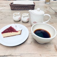 Photo taken at Le Pain Quotidien by つぁら on 8/20/2022