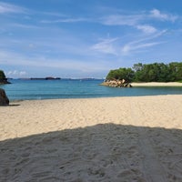 Photo taken at Siloso Beach by Zita N. on 3/29/2024