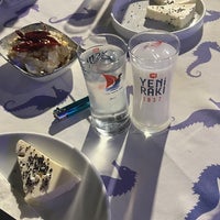 Снимок сделан в Tuzla Yat Kulübü Restaurant пользователем Erfan F. 3/28/2024