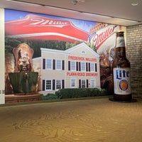 8/10/2023 tarihinde Jessica G.ziyaretçi tarafından Miller Brewing Company'de çekilen fotoğraf