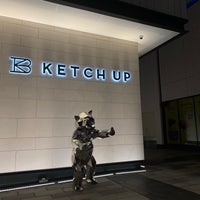 Foto tirada no(a) Ketch Up por 🎎 .. em 12/6/2023