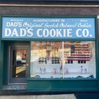 Photo taken at Dad&amp;#39;s Cookie Co by Kaitlyn D. on 7/1/2022