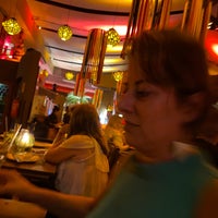 2/26/2020 tarihinde Fernando d.ziyaretçi tarafından Taj Bar'de çekilen fotoğraf