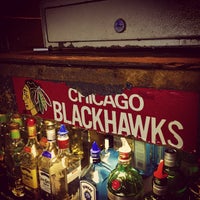 Foto tirada no(a) Chicago Bar por Eric H. em 6/11/2015