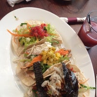 Foto diambil di Corlette NY Restaurant &amp; Lounge Caribbean Tacqueria oleh Ecia A. pada 8/5/2014