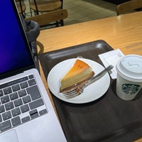 Photo taken at Starbucks by Makoto K. on 10/30/2022