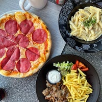 Foto tomada en Restaurant &amp;amp; Pizzeria Aydin  por تركي el 8/25/2021