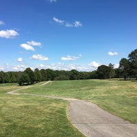 Photo taken at Sleepy Hollow Golf Course by Neil V. on 7/1/2016