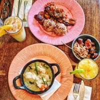 5/20/2022 tarihinde Abrahim A.ziyaretçi tarafından Coconuts Caribbean Restaurant &amp;amp; Bar'de çekilen fotoğraf